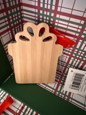 DIY Make Market Christmas Pinewood Ornament Set - 7 Shapes Including Santa Hat S